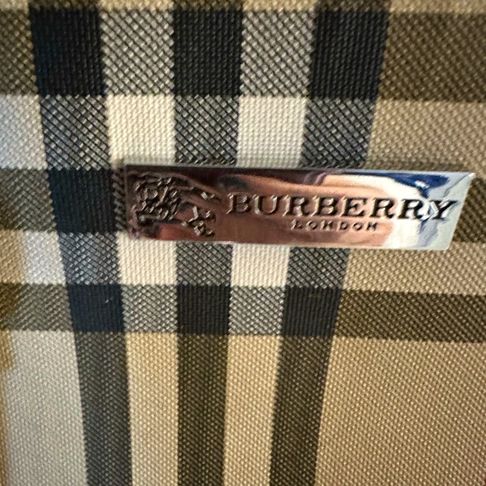 Fake Burberry purse. Cute small purse